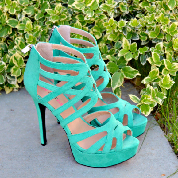 JustFab Shoes - Strappy Cut Out High Heels Platform Sandals NWOB